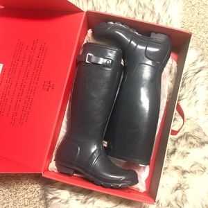 Women’s Hunter Rainboots size 7